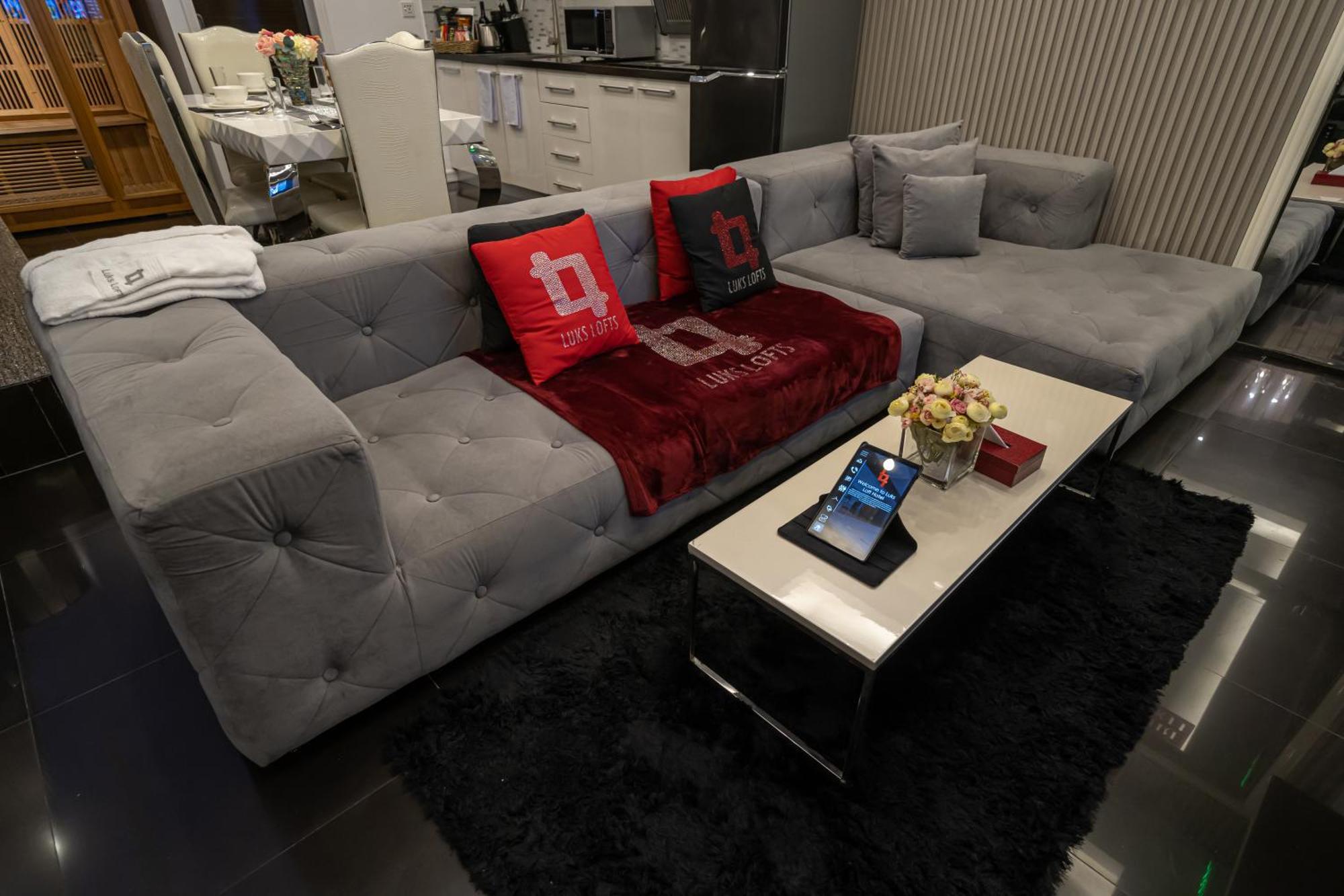 Luks Lofts Hotel & Residences Batangas Buitenkant foto