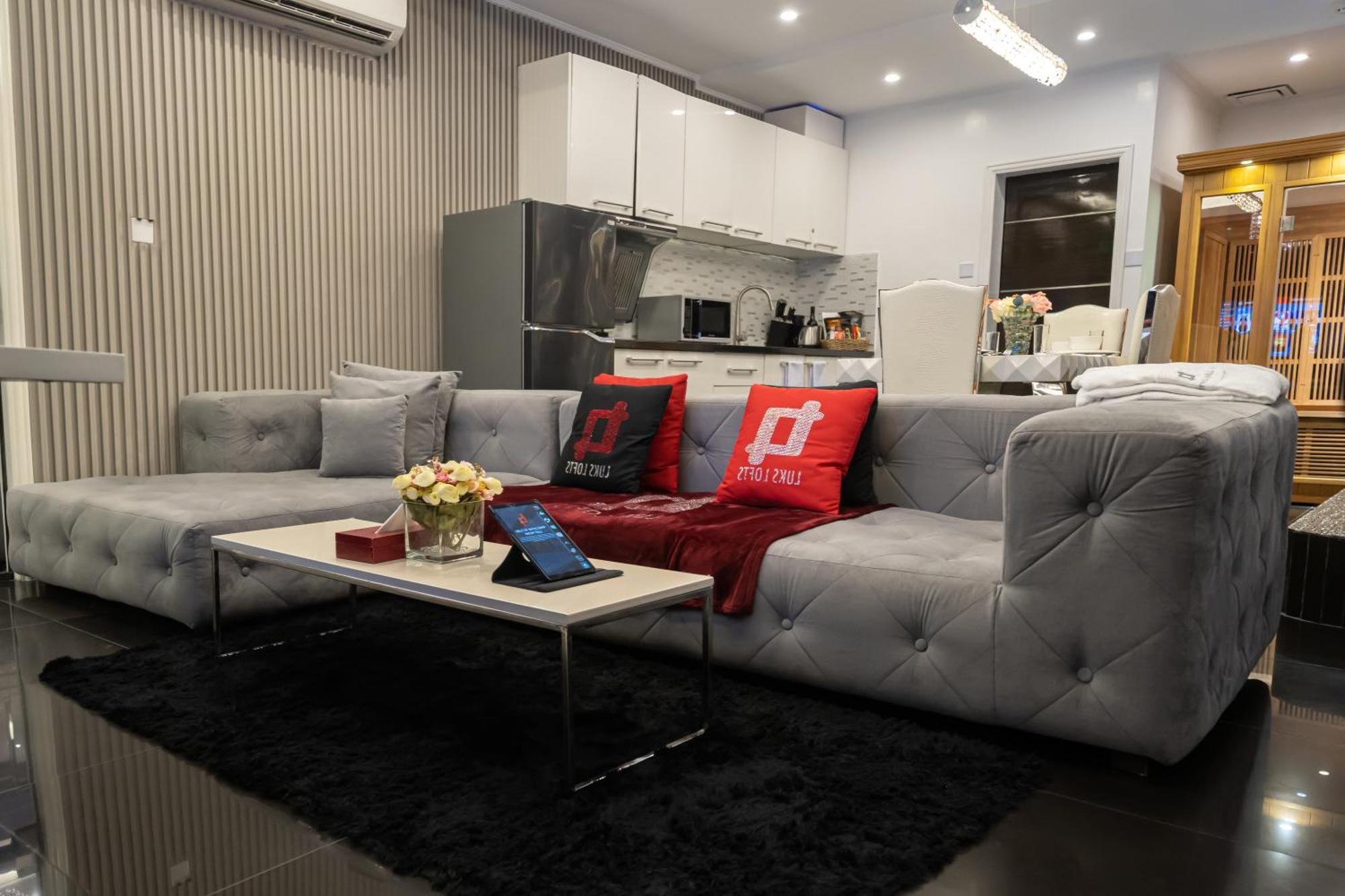 Luks Lofts Hotel & Residences Batangas Buitenkant foto