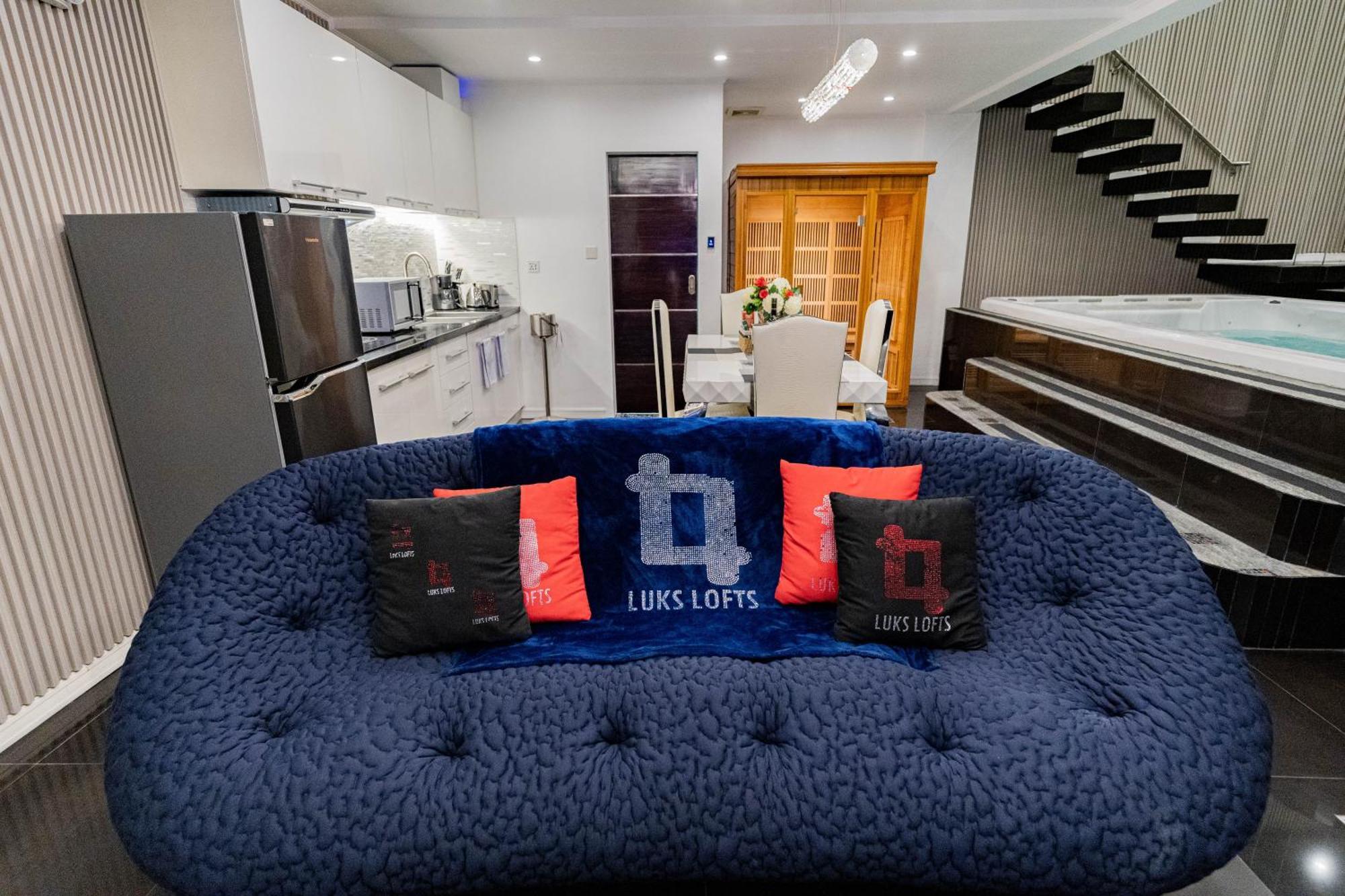 Luks Lofts Hotel & Residences Batangas Buitenkant foto